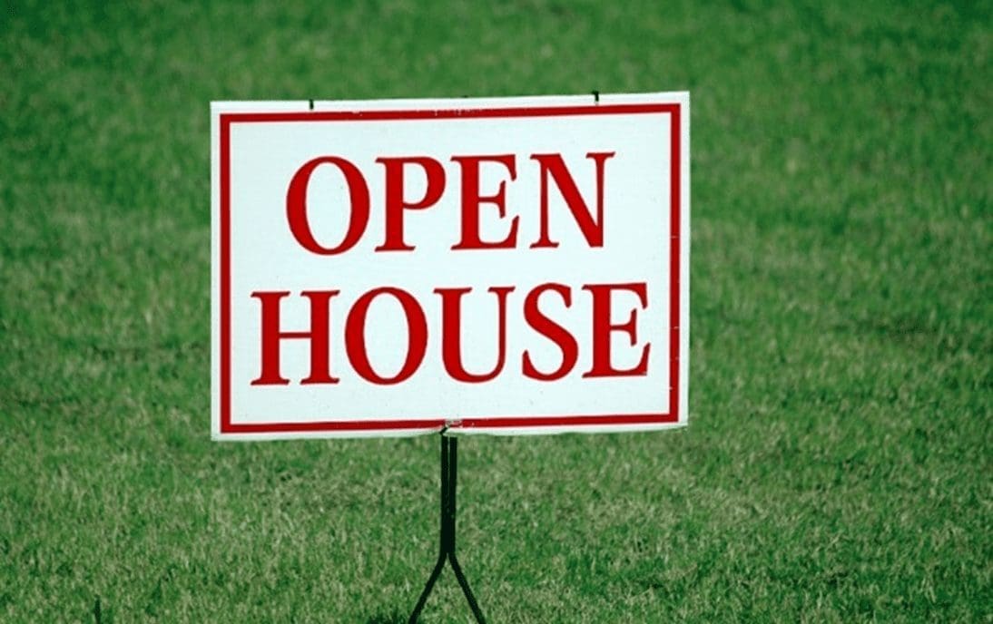 &nbsp;Realtors offering a lease and property outside Ontario abound.